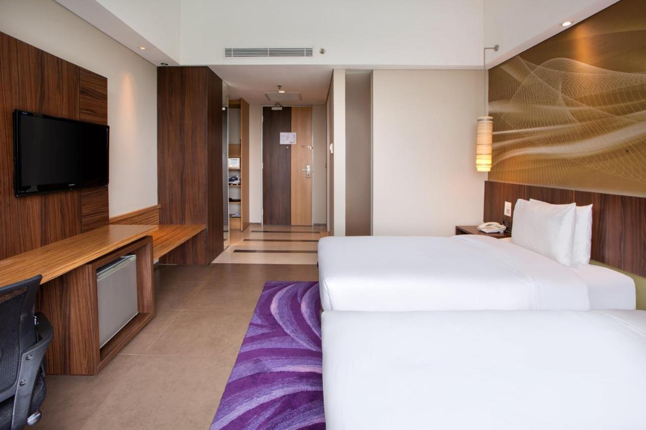 Holiday Inn Bandung Pasteur By Ihg Eksteriør bilde